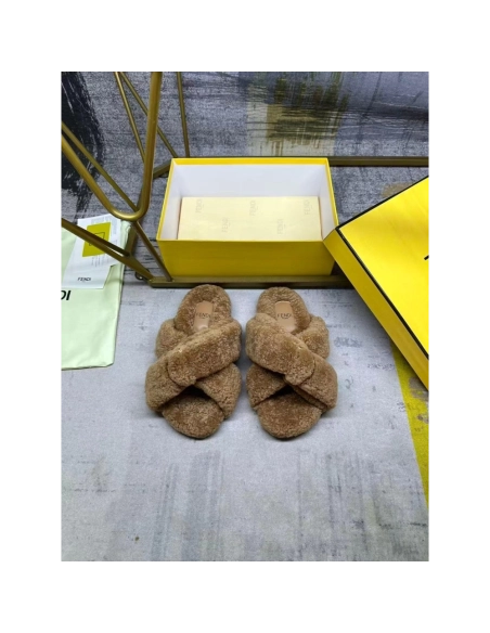 Fendi Slippers 060,Fendi Slippers,Slides Slippers,More Brands