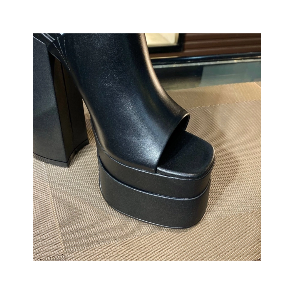 Versace slippers 011,Versace Slides,Slides Slippers,More Brands