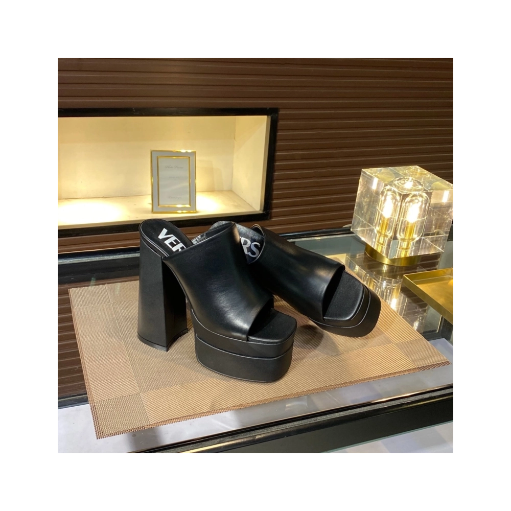 Versace slippers 011,Versace Slides,Slides Slippers,More Brands