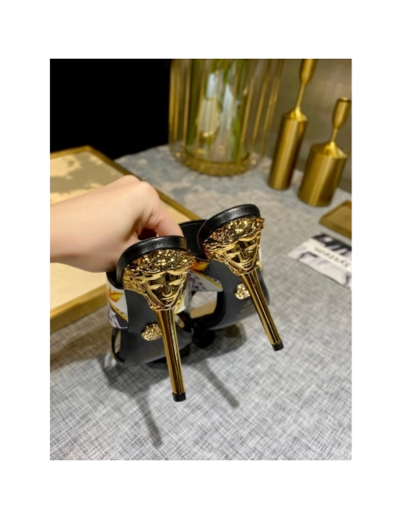 Versace slippers 016,Versace Slides,Slides Slippers,More Brands