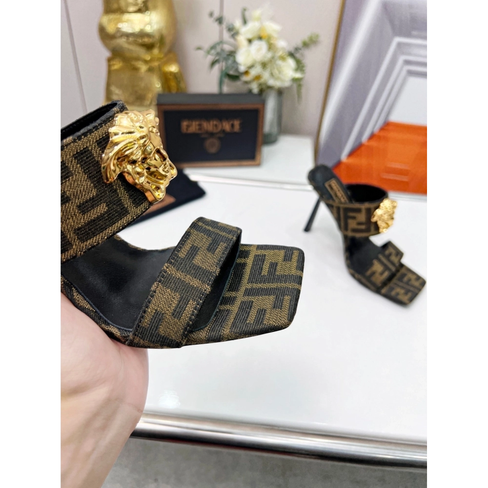 Versace slippers 055,Versace Slides,Slides Slippers,More Brands