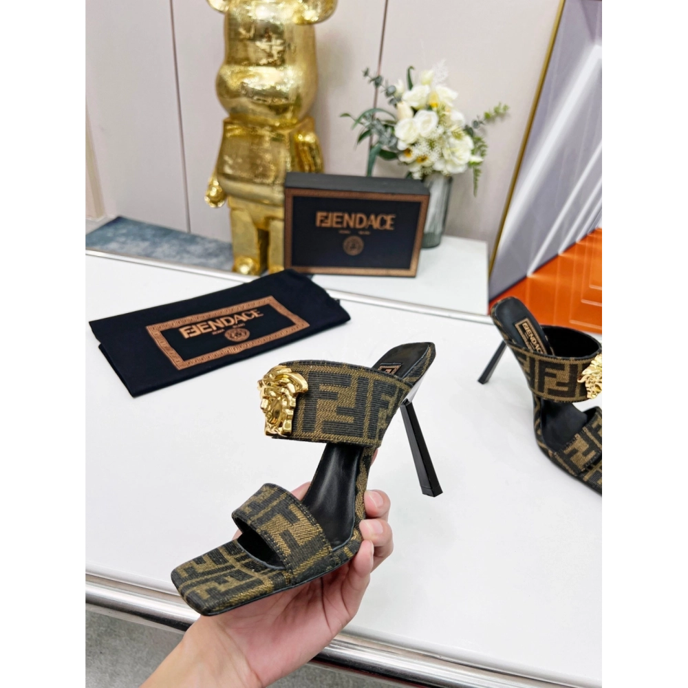 Versace slippers 055,Versace Slides,Slides Slippers,More Brands