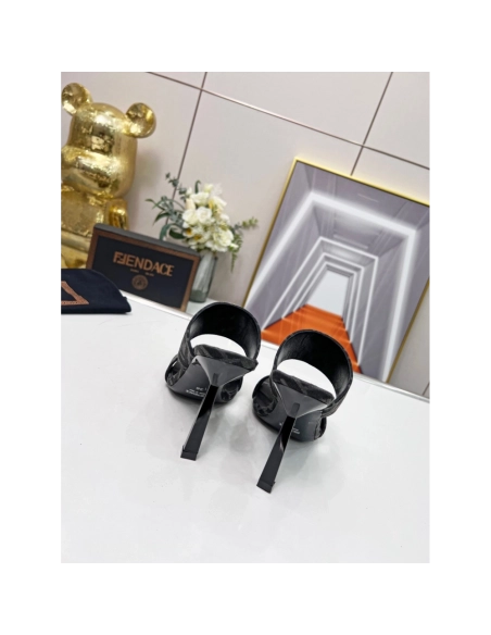 Versace slippers 056,Versace Slides,Slides Slippers,More Brands