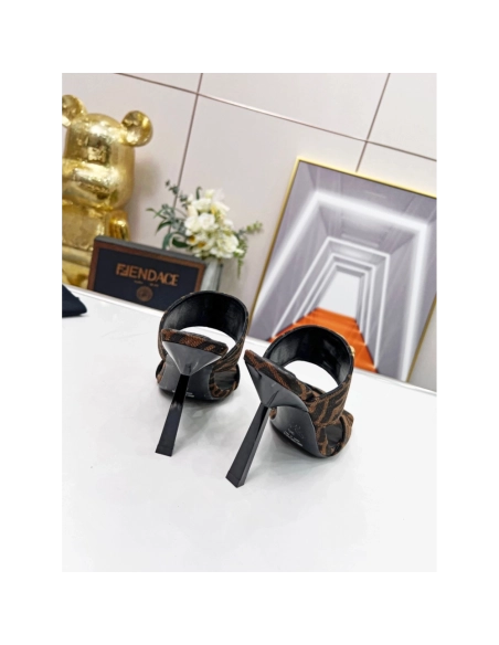 Versace slippers 057,Versace Slides,Slides Slippers,More Brands