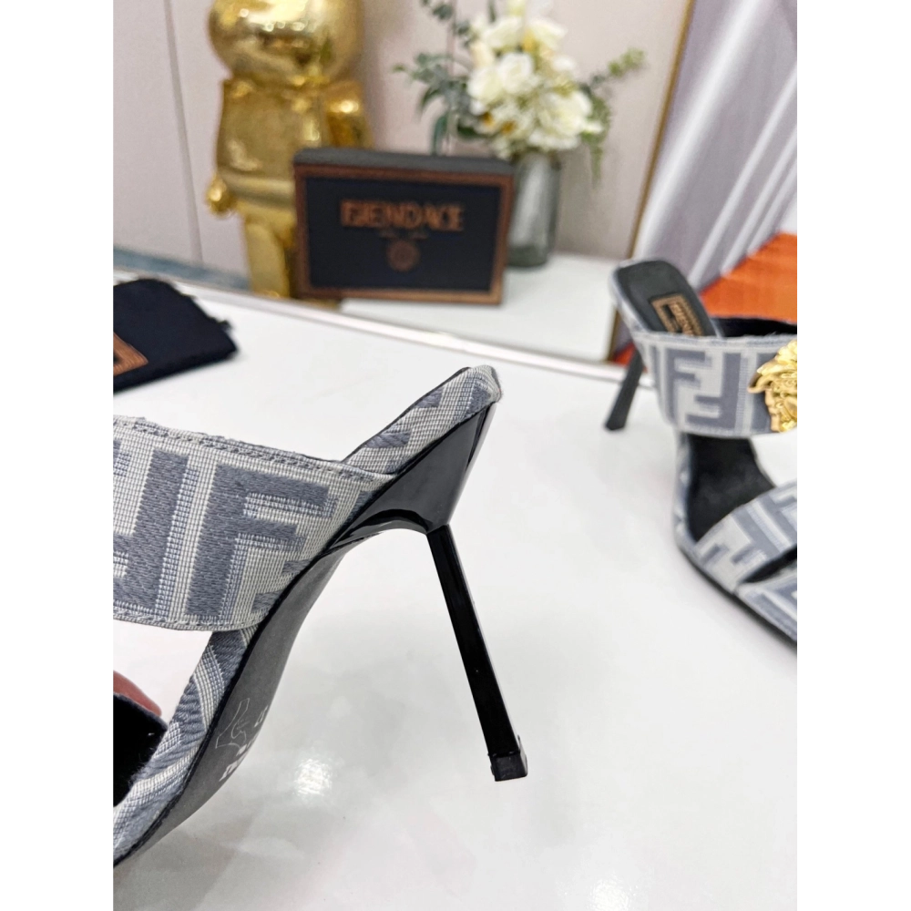 Versace slippers 059,Versace Slides,Slides Slippers,More Brands