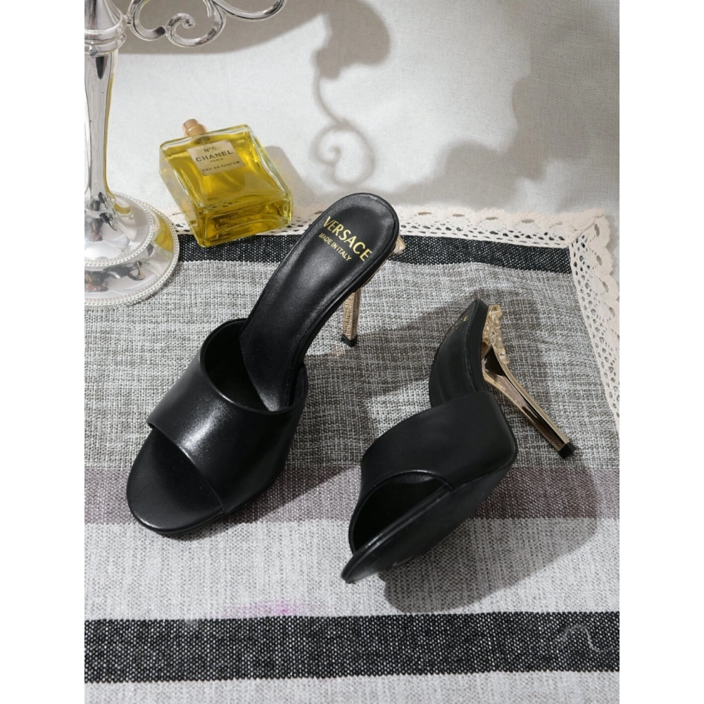 Versace slippers 032,Versace Slides,Slides Slippers,More Brands