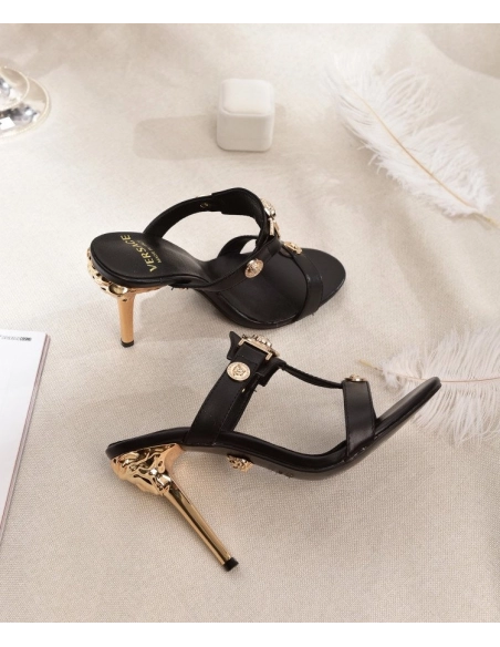 Versace slippers 035,Versace Slides,Slides Slippers,More Brands