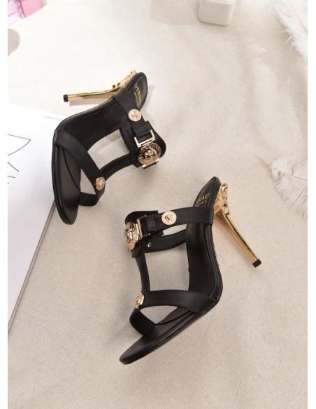 Versace slippers 035,Versace Slides,Slides Slippers,More Brands
