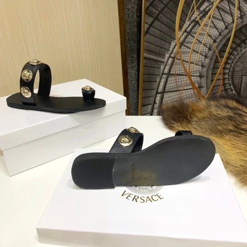 Versace slippers 042,Versace Slides,Slides Slippers,More Brands