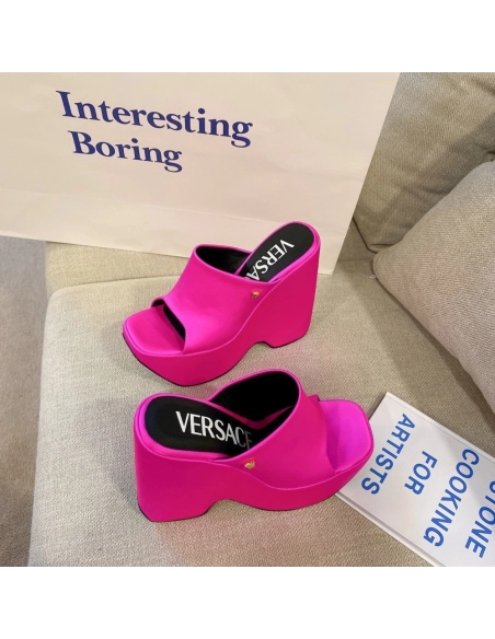 Versace slippers 066,Versace Slides,Slides Slippers,More Brands