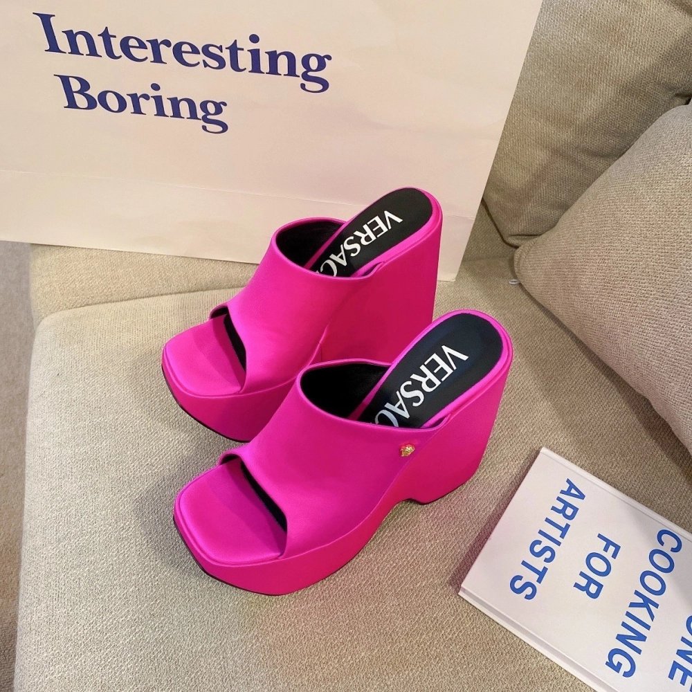 Versace slippers 066,Versace Slides,Slides Slippers,More Brands