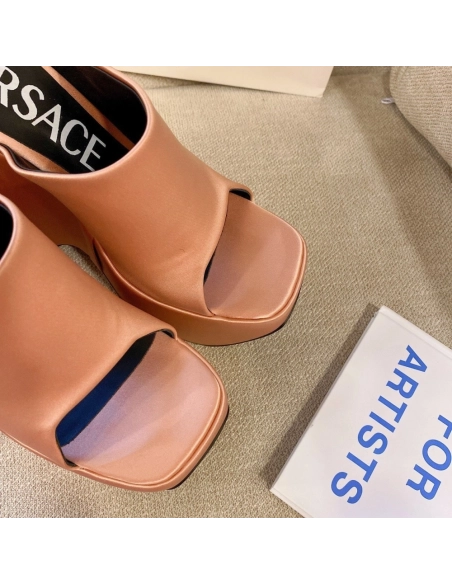 Versace slippers 068,Versace Slides,Slides Slippers,More Brands
