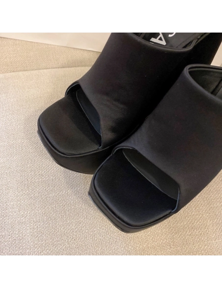 Versace slippers 069,Versace Slides,Slides Slippers,More Brands