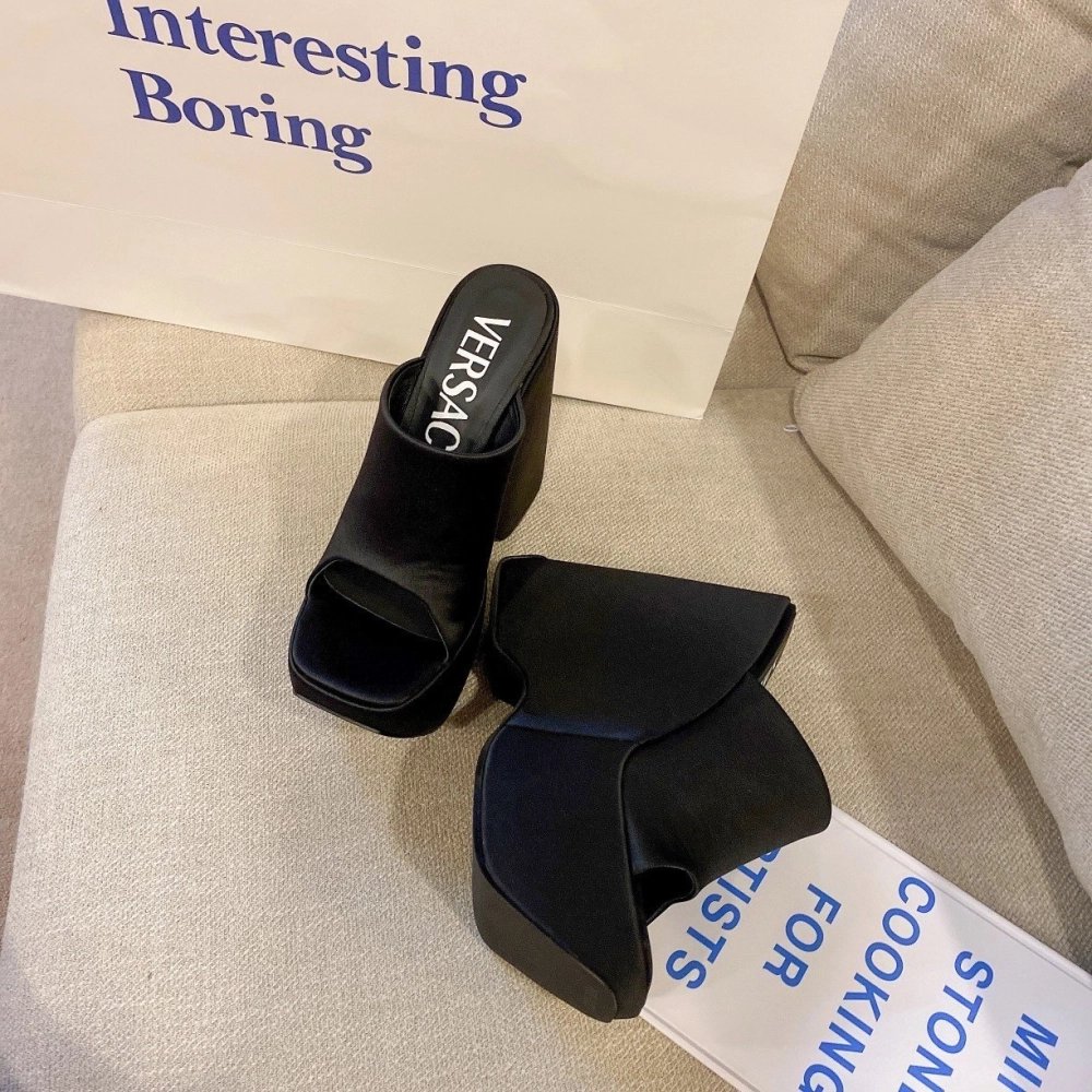 Versace slippers 069,Versace Slides,Slides Slippers,More Brands