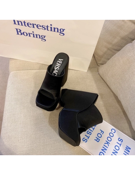 Versace slippers 069,Versace Slides,Slides Slippers,More Brands