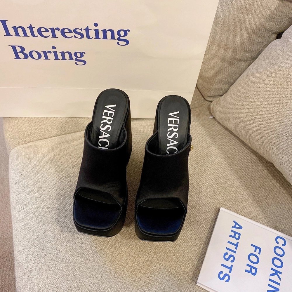 Versace slippers 069,Versace Slides,Slides Slippers,More Brands