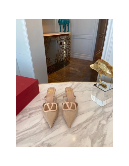 Valentino slippers 005,Valentino Slippers,Slides Slippers,More Brands