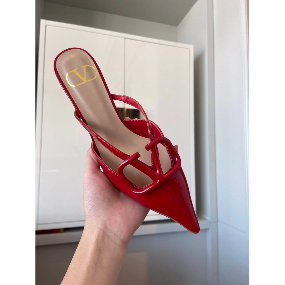 Valentino slippers 006,Valentino Slippers,Slides Slippers,More Brands