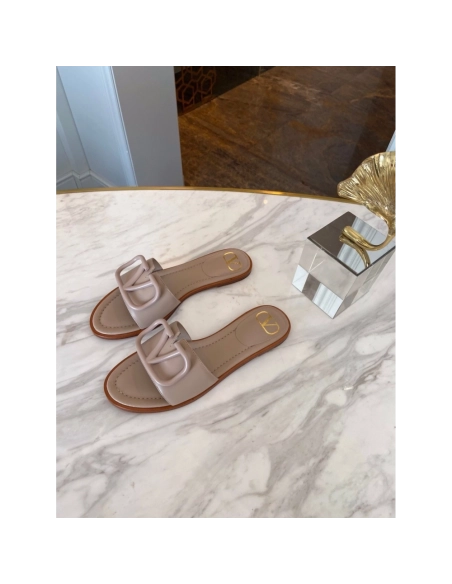 Valentino slippers 010,Valentino Slippers,Slides Slippers,More Brands