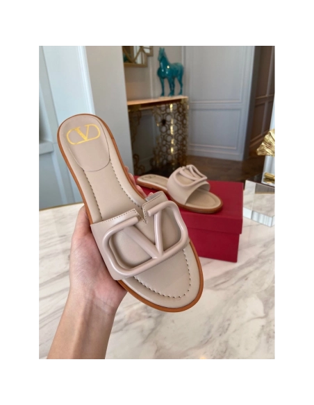 Valentino slippers 010,Valentino Slippers,Slides Slippers,More Brands