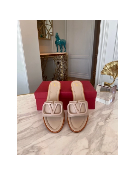 Valentino slippers 010,Valentino Slippers,Slides Slippers,More Brands