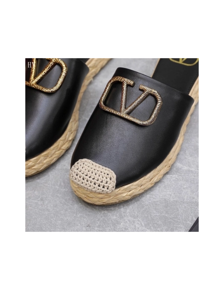 Valentino slippers 018,Valentino Slippers,Slides Slippers,More Brands