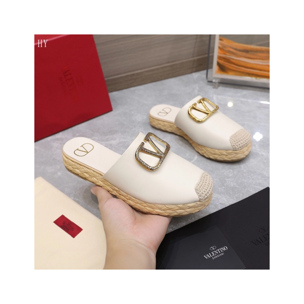 Valentino slippers 020,Valentino Slippers,Slides Slippers,More Brands