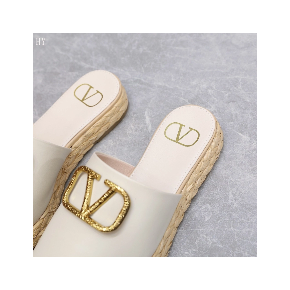 Valentino slippers 020,Valentino Slippers,Slides Slippers,More Brands