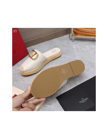 Valentino slippers 020,Valentino Slippers,Slides Slippers,More Brands