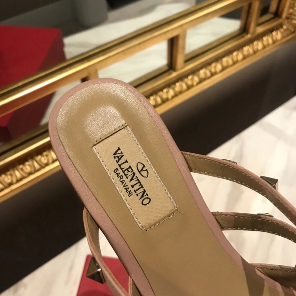Valentino slippers 081,Valentino Slippers,Slides Slippers,More Brands