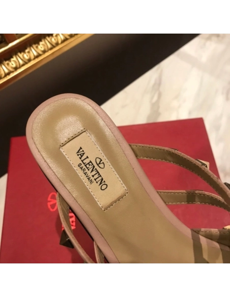 Valentino slippers 083,Valentino Slippers,Slides Slippers,More Brands