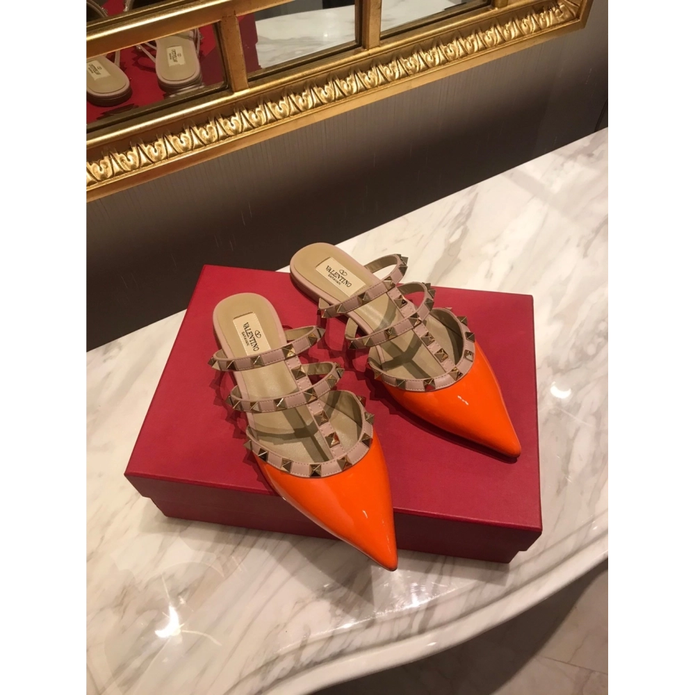 Valentino slippers 084,Valentino Slippers,Slides Slippers,More Brands