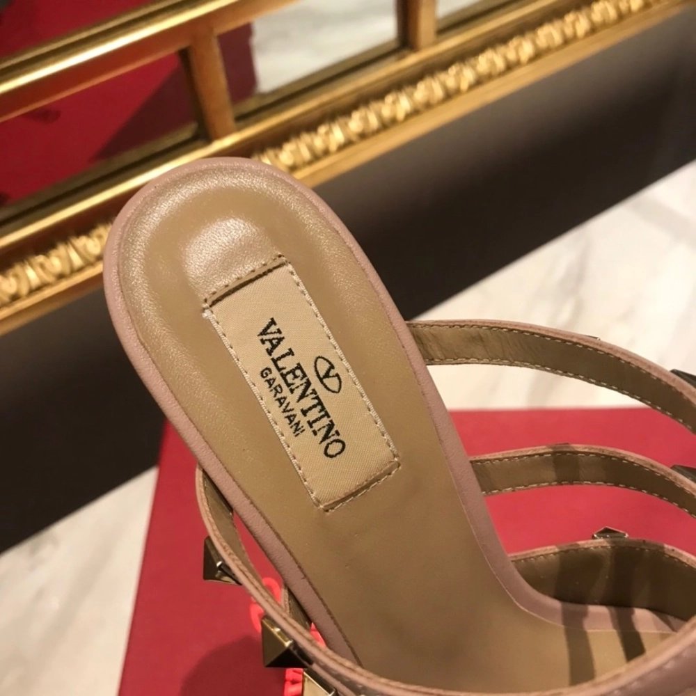 Valentino slippers 085,Valentino Slippers,Slides Slippers,More Brands