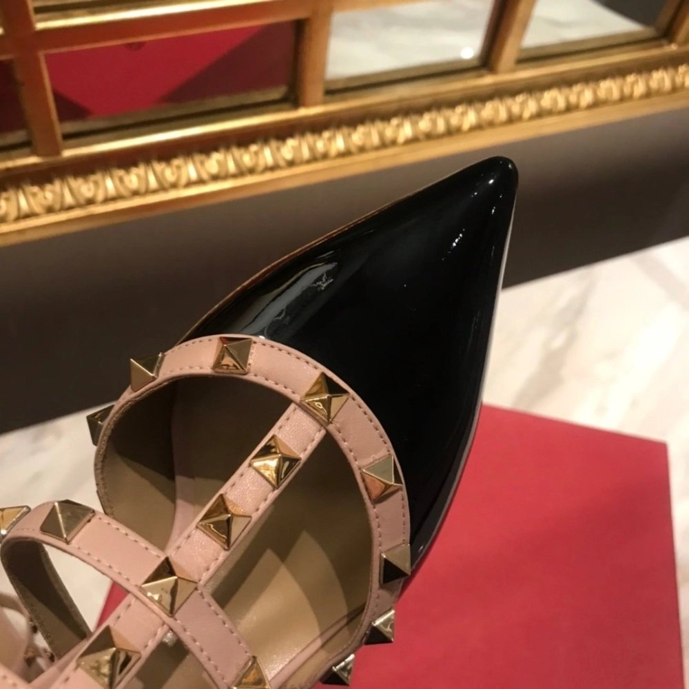 Valentino slippers 085,Valentino Slippers,Slides Slippers,More Brands