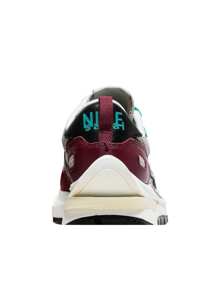 SACAI X VAPORWAFFLE SP STRING VILLAIN RED,NIKE WAFFLE,NIKE SHOES Reps