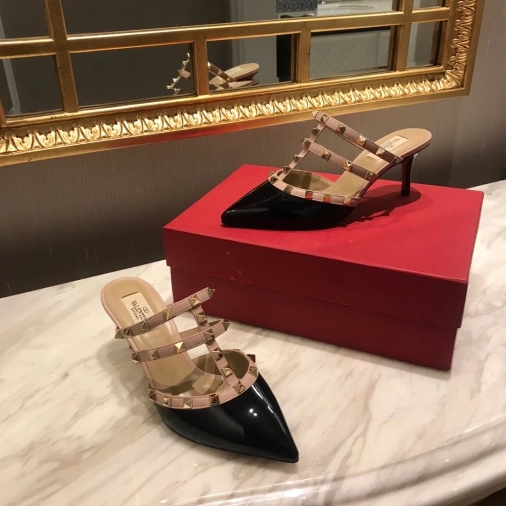 Valentino slippers 085,Valentino Slippers,Slides Slippers,More Brands
