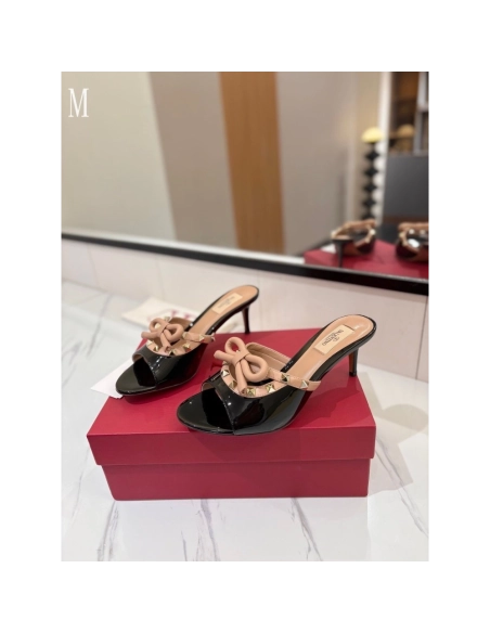 Valentino slippers 116,Valentino Slippers,Slides Slippers,More Brands