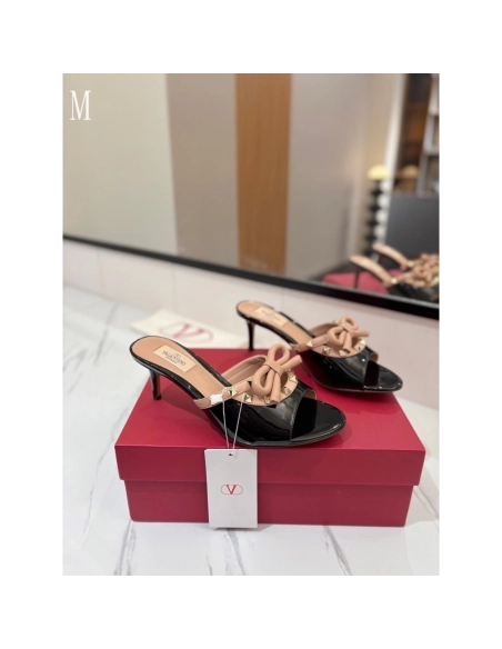 Valentino slippers 116,Valentino Slippers,Slides Slippers,More Brands