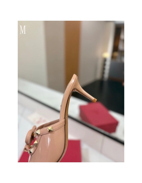 Valentino slippers 117,Valentino Slippers,Slides Slippers,More Brands