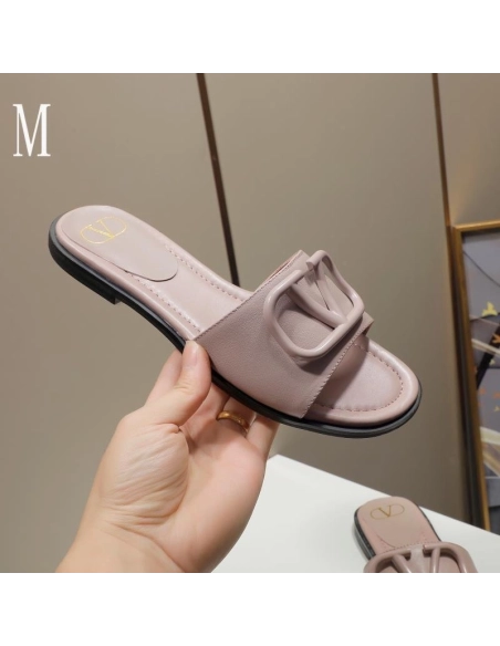 Valentino slippers 119,Valentino Slippers,Slides Slippers,More Brands