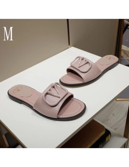 Valentino slippers 119,Valentino Slippers,Slides Slippers,More Brands