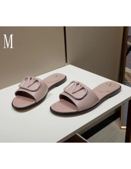 Valentino slippers 119,Valentino Slippers,Slides Slippers,More Brands