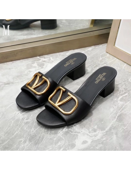 Valentino slippers 121,Valentino Slippers,Slides Slippers,More Brands