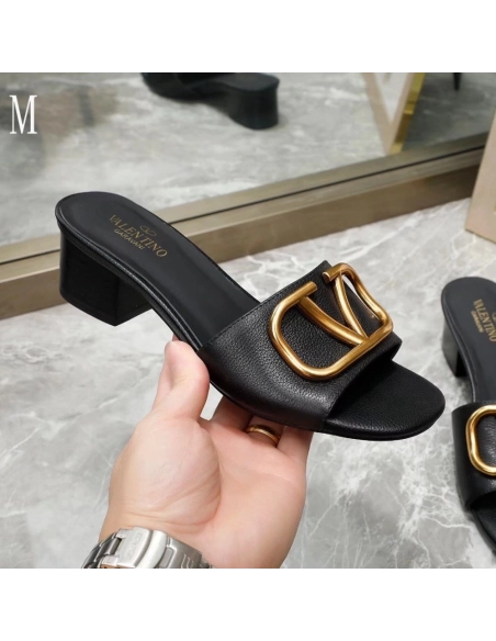 Valentino slippers 121,Valentino Slippers,Slides Slippers,More Brands
