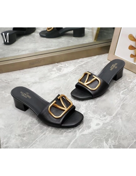 Valentino slippers 121,Valentino Slippers,Slides Slippers,More Brands
