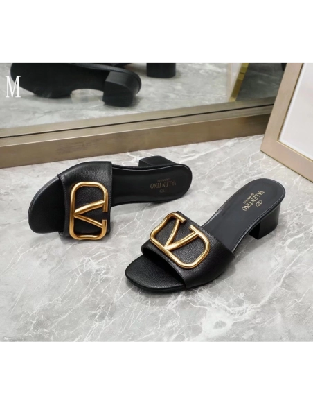 Valentino slippers 121,Valentino Slippers,Slides Slippers,More Brands
