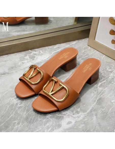 Valentino slippers 122,Valentino Slippers,Slides Slippers,More Brands