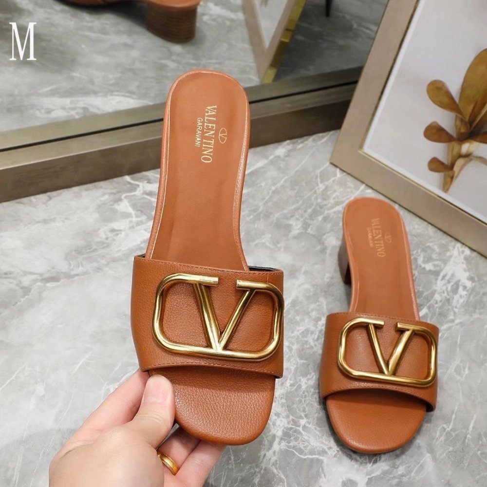 Valentino slippers 122,Valentino Slippers,Slides Slippers,More Brands