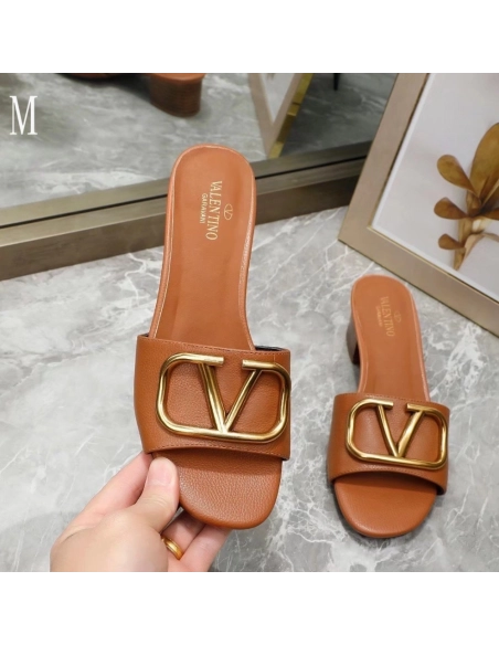 Valentino slippers 122,Valentino Slippers,Slides Slippers,More Brands