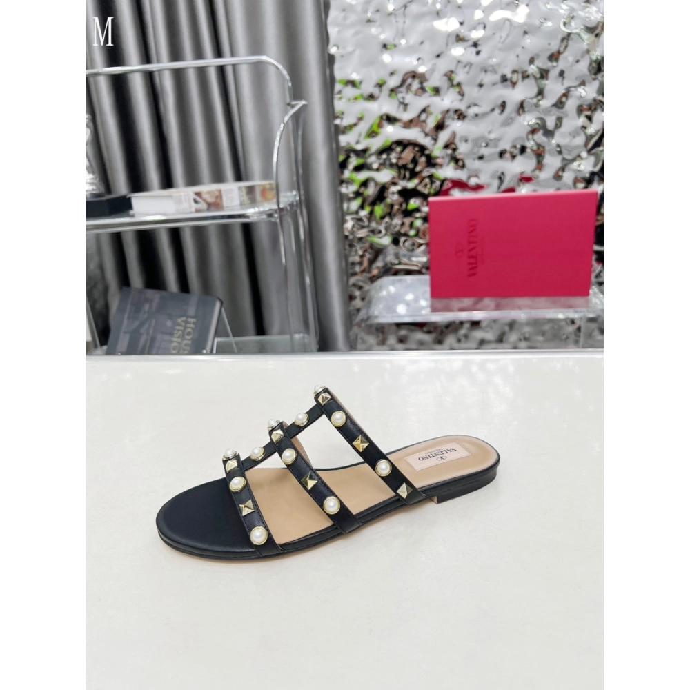 Valentino slippers 124,Valentino Slippers,Slides Slippers,More Brands
